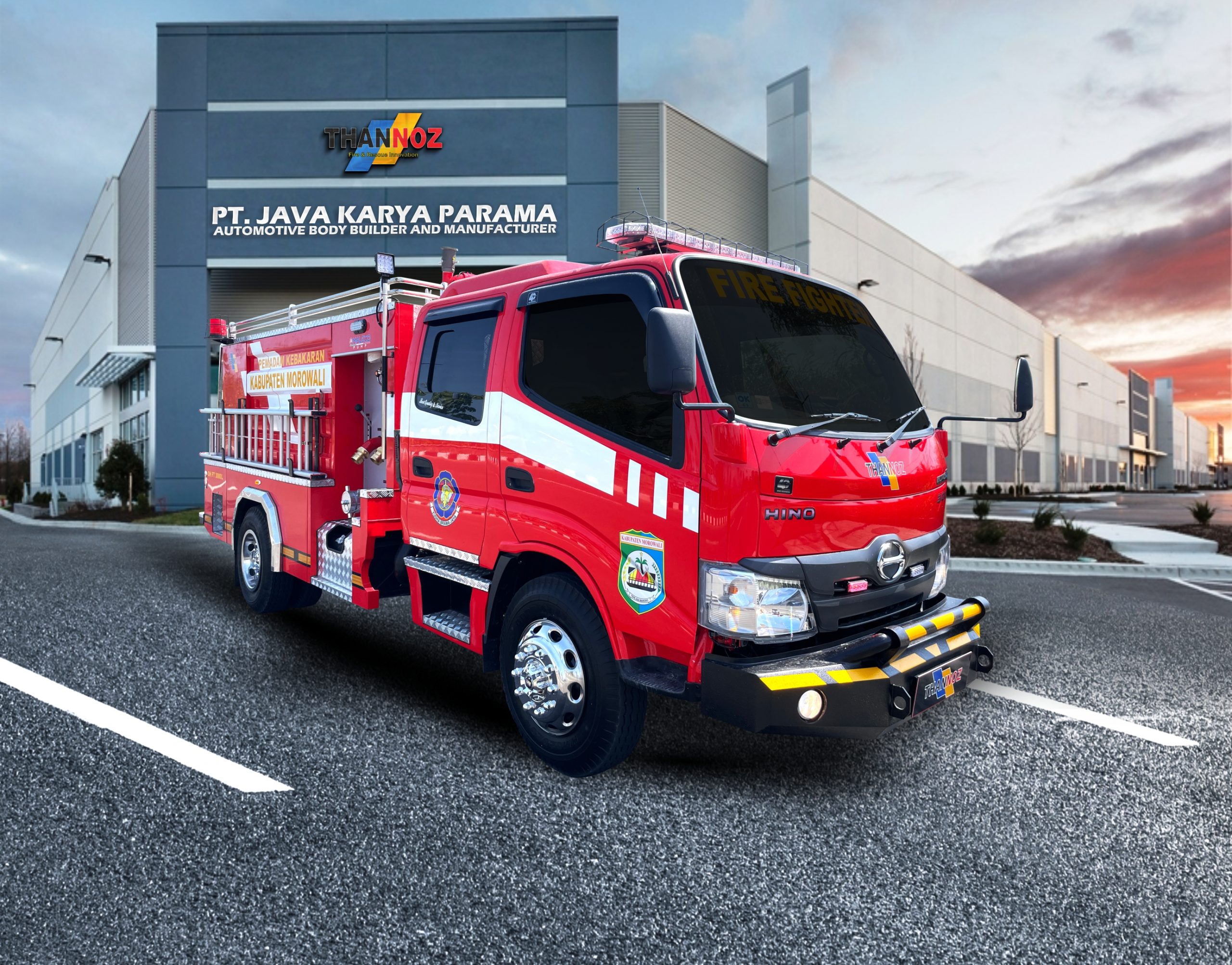 FIRE TRUCK DOUBLE CABIN HINO 136 HD 3000L 004