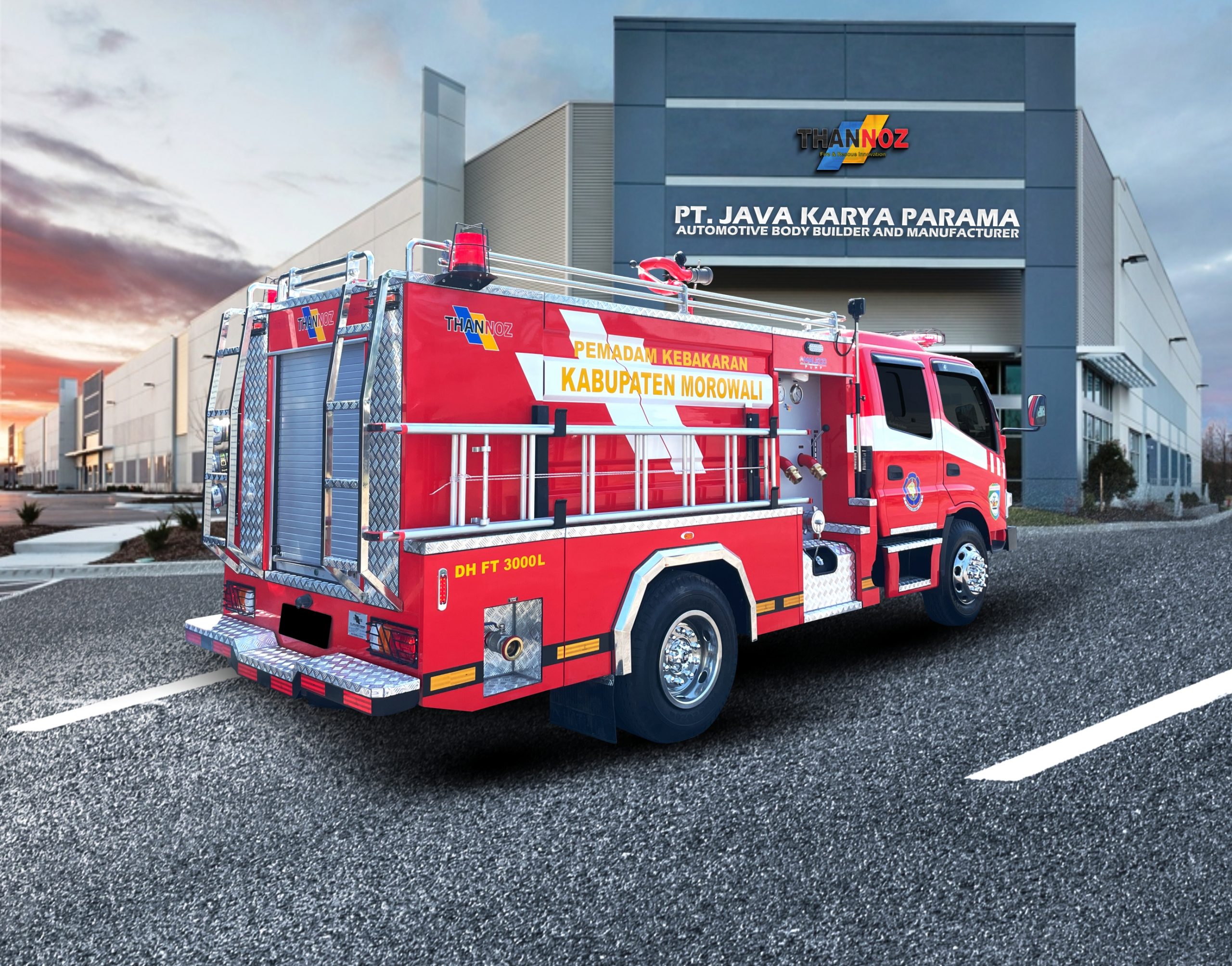 FIRE TRUCK DOUBLE CABIN HINO 136 HD 3000L 008