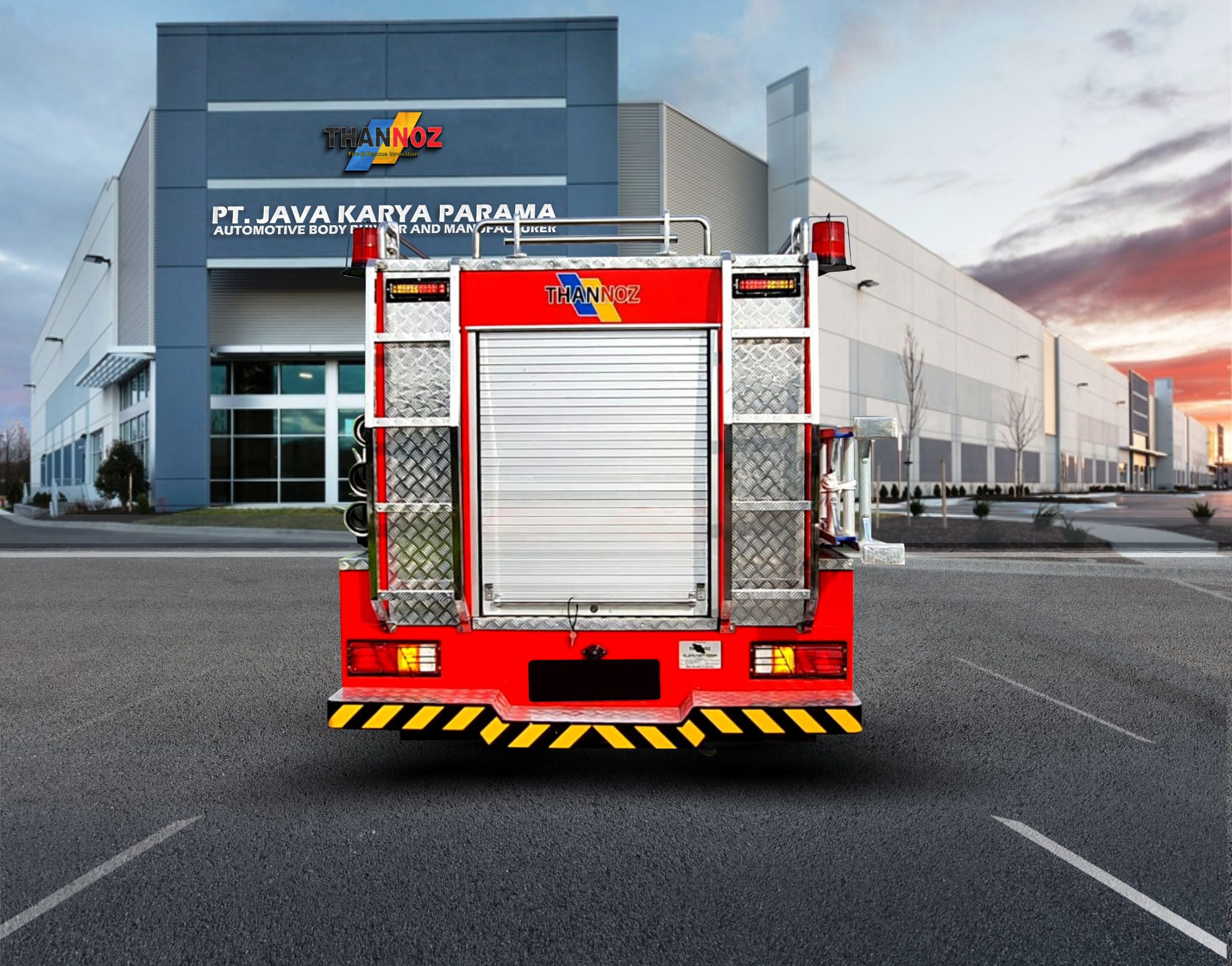 FIRE TRUCK DOUBLE CABIN MEDIUM HINO 136 HD 4000L 005