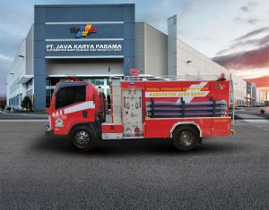 FIRE TRUCK ISUZU NMR 4000L SINGLE CABIN 004