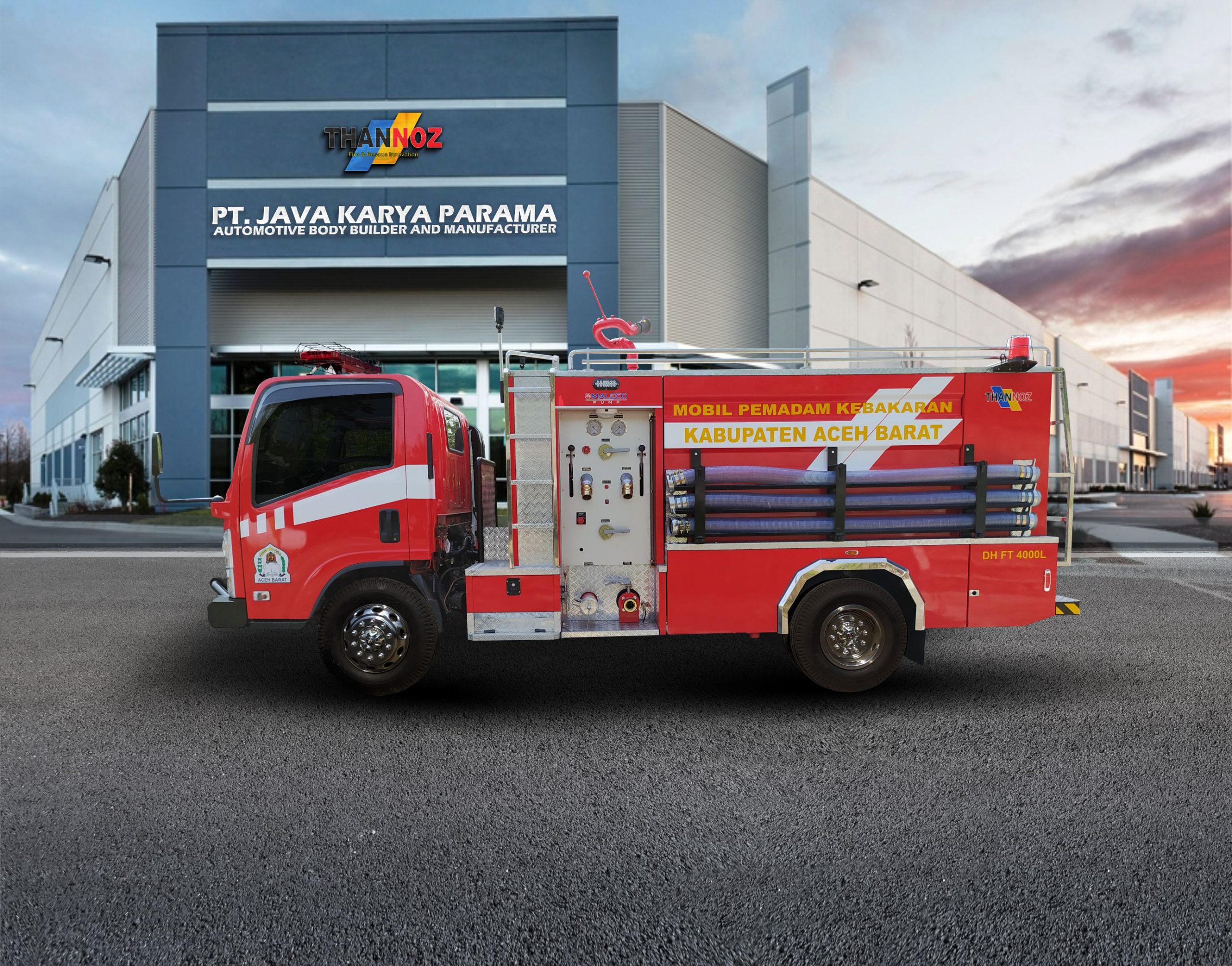 FIRE TRUCK ISUZU NMR 4000L SINGLE CABIN 004