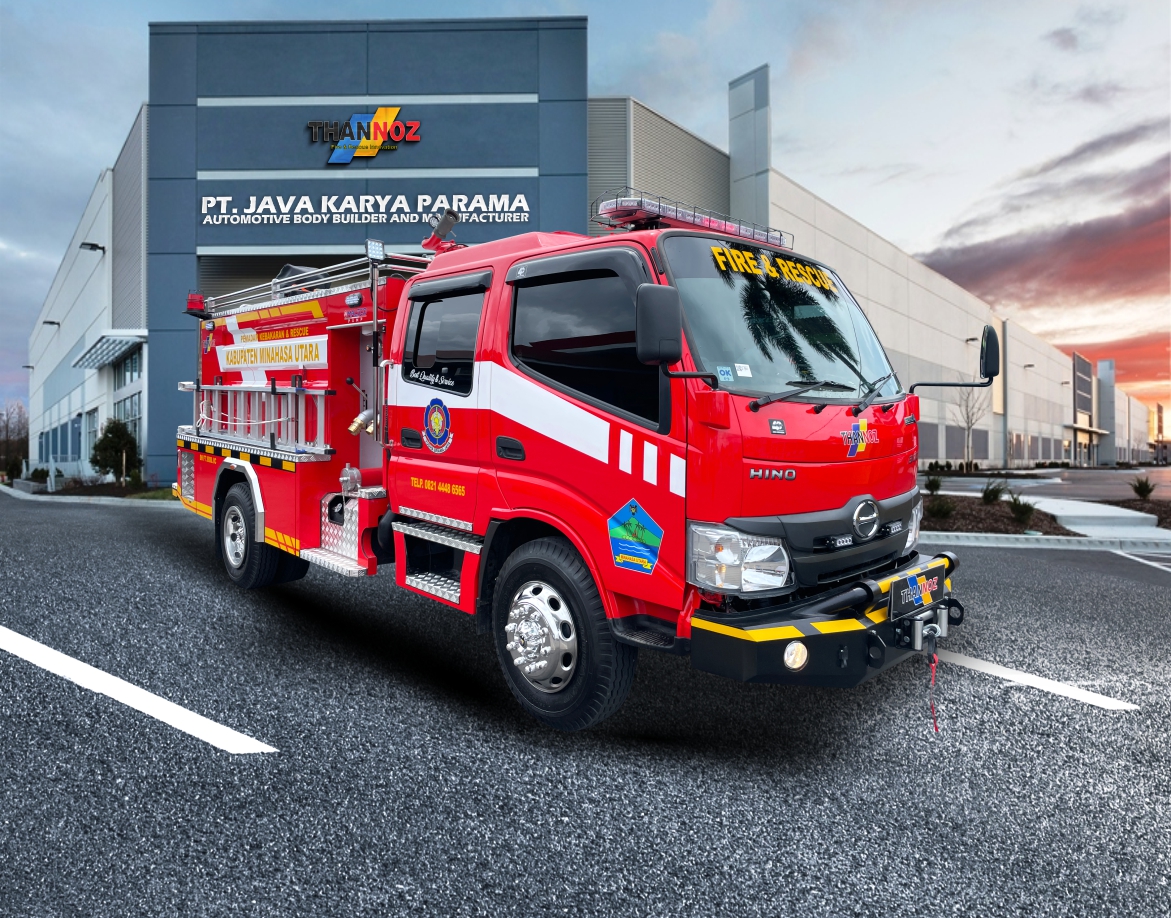 FIRE TRUCK 3000L DOUBLE CABIN HINO 136 HD 004