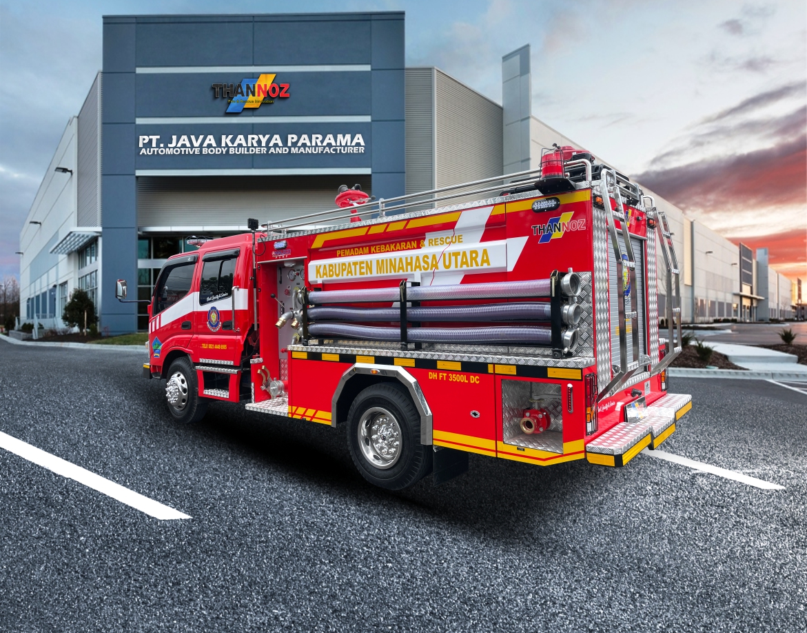 FIRE TRUCK 3000L DOUBLE CABIN HINO 136 HD 007