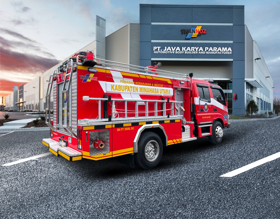 FIRE TRUCK 3000L DOUBLE CABIN HINO 136 HD 008
