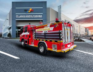 FIRE TRUCK ISUZU NMR 3000L DOUBLE CABIN 004